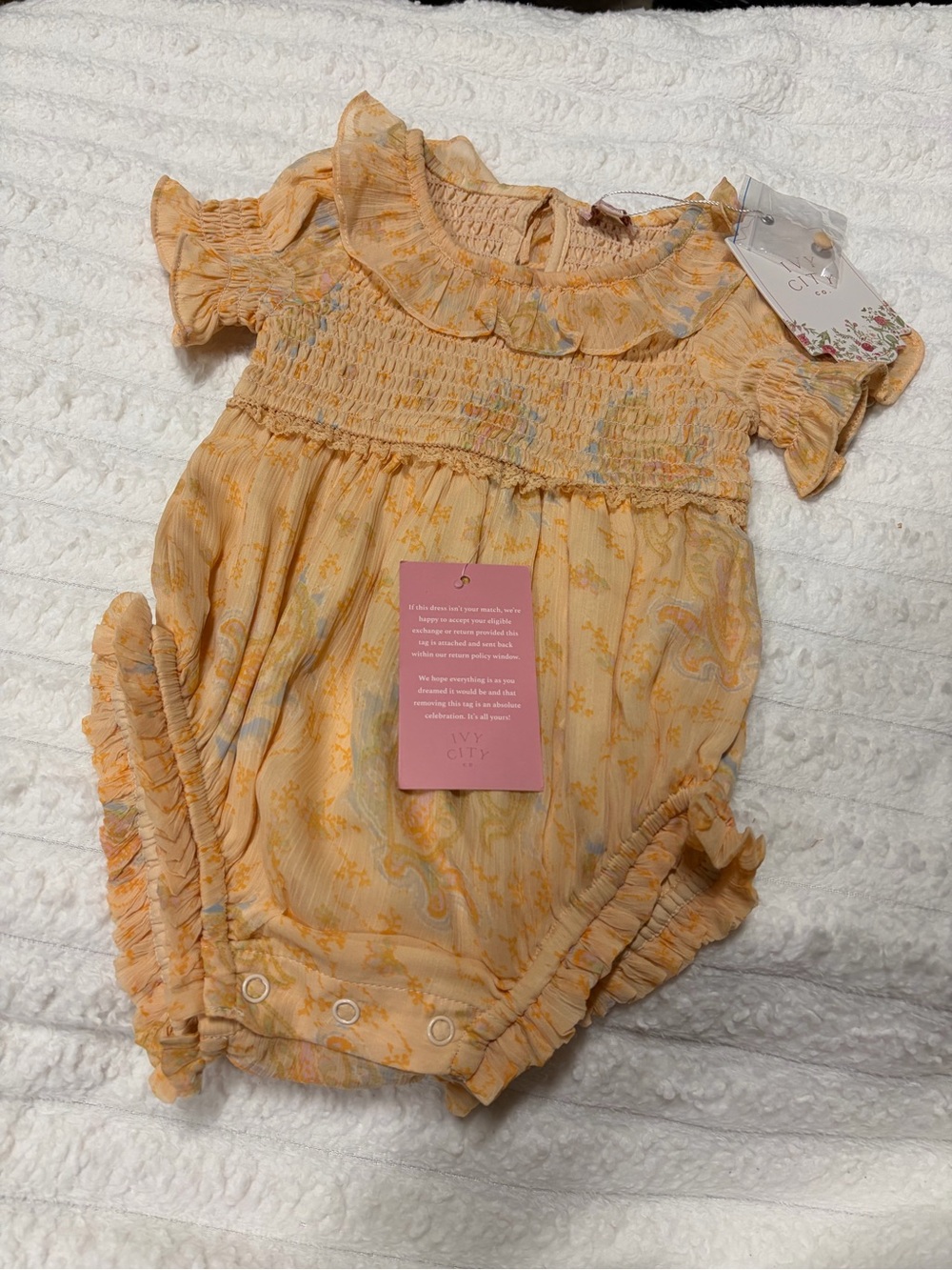 Ivy city co Peach Floral Smocked Baby 9-12 Romper